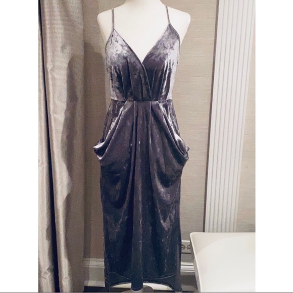 🖤 BCBGeneration Crushed Velvet Midi Dress!!! - Picture 8 of 9